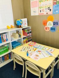 小さなお子さまも安心して座れる幼児席です。