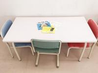 お子さまの発達を考えたオリジナル教材見本が揃っています。