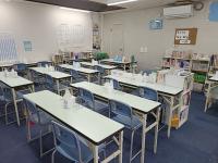 Baby Kumonを卒業しても通い慣れた教室と先生と一緒に学習できます。
