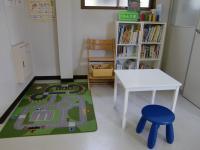 小さいお子さまにも楽しく過ごしてもらえるスペースです。