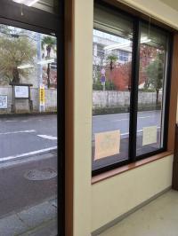 送迎の保護者様からも見やすい入り口です。