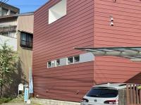 旭浄水場の手前、レンガ色の外観です<br />
ベビーカー👶お車🚙はこちらにお停めください