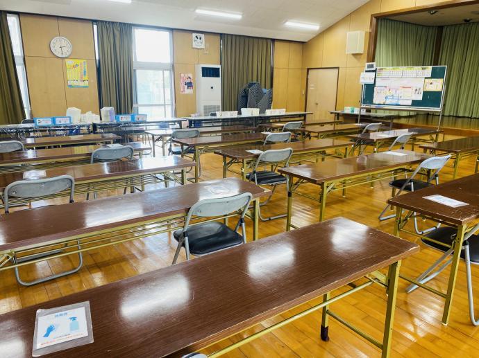 会場が広いので、ゆっくり集中して学習できます。