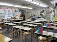 中はとても広く明るいです♪