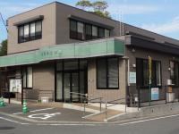 向佐野(むかいざの)公民館の1階が教室会場です。