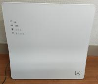 教室内、トイレに光触媒の空気清浄機を設置しております