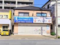 大野中学校前に教室はあります♪<br />
教室の入り口は裏側にあります。