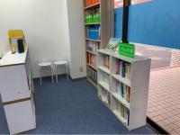 くもん文庫をたくさんそろえております。