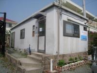 吉野小学校から徒歩2分!お待ちしています♪
