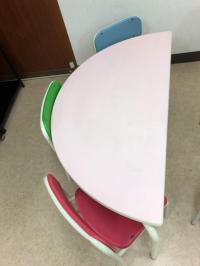 マンツーマン対応 幼児さん用の席もご用意しております。