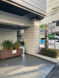 桜が丘郵便局、ローソンの近くになります。