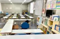 幼児席　見守り席、自立席　計45席<br />
８名の先生で子供たちの学習を応援しています