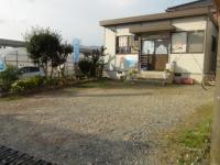 教室の前には駐車場もご用意しています。送迎に便利です。