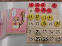 興味があればカードや数字並べもやってみます。