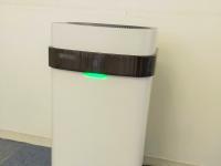 最新の高性能空気清浄機を導入しています。<br />
