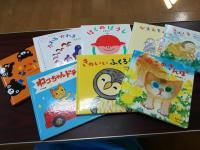 かわいい絵本をご用意して、お待ちしております。