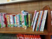 セット以外の絵本も、くもん文庫として置いています。