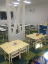 幼児さん用の机・イスをご用意しています。