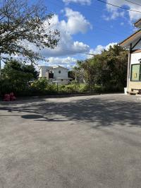 駐車場も広く、送迎しやすくなっています。