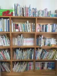 絵本から大人の書籍まで多くの図書を取り揃えています!