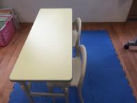 幼児さんの机とイスもご用意しています♪