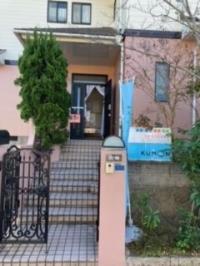 教室の入り口です。お気軽にお問い合わせください♪