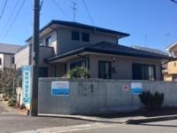 教室は、春山小学校裏門そばにあります。駐車場あります。