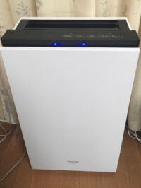 教室内は、空気清浄機を2台完備しています。