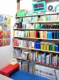 絵本コーナー充実しています。読書が大好きな子どもたちでいっぱいです。