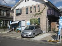 駐車場が教室前に4台分あります。