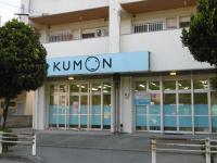 真地小学校から徒歩2分です