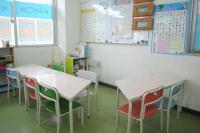 お子さん、保護者と子どもの成長、日々の生活についてのお話しをています。