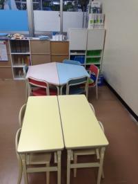 お母さん＆お子さんと座ってBabyKumonタイムをします。