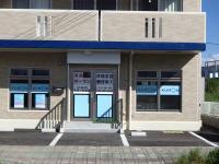 教室、正面です。駐車場あり。<br />
入り口は、裏側にあります。