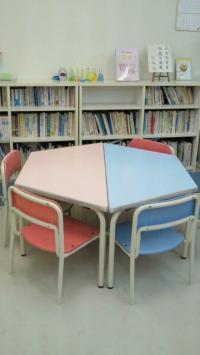 親子で楽しく「歌」と「読み聞かせ」をはじめませんか。