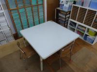 幼児席。一人で学習できるまでは、この席で一緒に学習します。