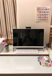 Zoomを使用して<br />
オンラインで<br />
学ぶことができます