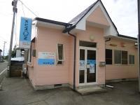 ピンクの建物が目印です。お気軽にお問い合わせください♪