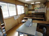 教室は２階になります。