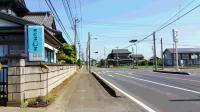 黒子駅・下館駅方面に向かって左側です。