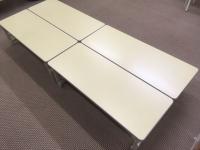 お子様向けの座り机もございます。安心していらしてください♪