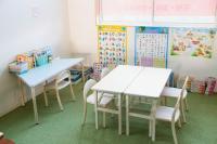 新しく清潔な教室で楽しく学習しましょう！