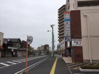 車で送迎可能な駐車スペースがあります♪