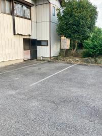 駐車スペースもございます。