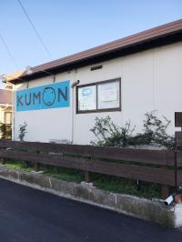 通りに面した教室で、日当たりもよく明るいです。