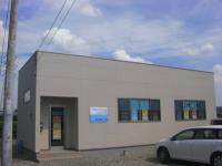 教室の外観です。駐車場もご用意しております。