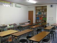 明るく学習しやすい教室環境を心がけています。