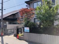 教室の外観です。<br />
駐車場もございます。