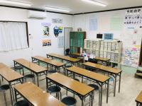 階段無し、ベビーカーにお子様を乗せたまま入室可能。改装した明るい空間です。