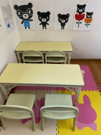 幼児さんの可愛い机。